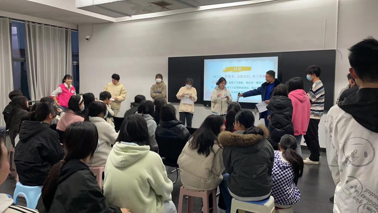 为心灵减压，为成长赋能 —心博官方网站_XINBO(中国)心理咨询中心开展 2021级学生心理健康主题团辅活动