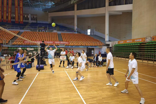 心博官方网站_XINBO(中国)教师气排球代表队在株洲市第九届“产投集团杯”气排球比赛中获奖