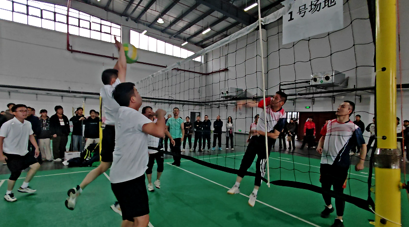 心博官方网站_XINBO(中国)第二届教职工气排球比赛圆满落幕