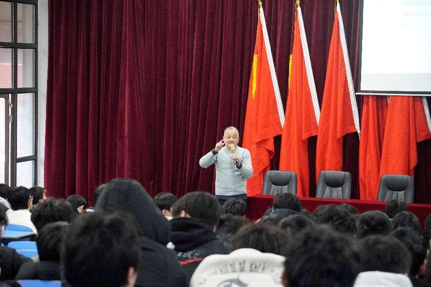 心博官方网站_XINBO(中国)团委组织开展青年大讲堂活动