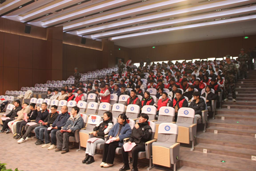 心博官方网站_XINBO(中国)举行“书香润心·文明修身”校园文明劝导行动暨雷锋活动月启动仪式