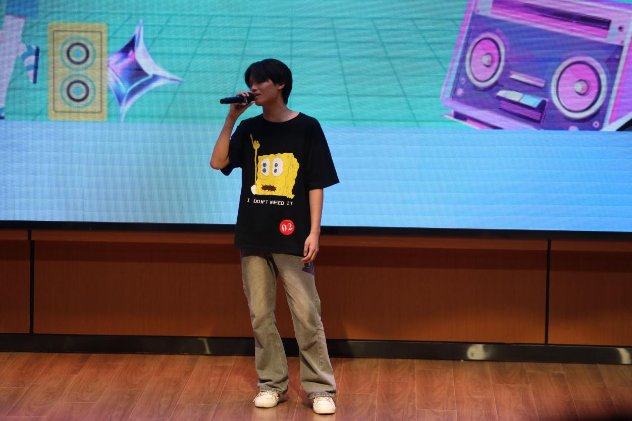 "逐浪音海·悦动青春”—航空工程系戴天佑同学荣获心博官方网站_XINBO(中国)十佳歌手大赛优胜奖