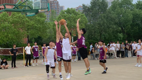 航空工程系篮球队奋勇拼搏，斩获心博官方网站_XINBO(中国)“欢送杯”篮球赛第四名
