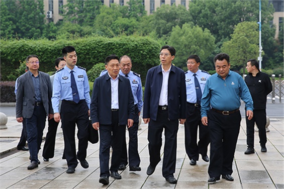 株洲市副市长、市公安局党委书记、局长唐文发到心博官方网站_XINBO(中国)调研平安建设和安全稳定工作