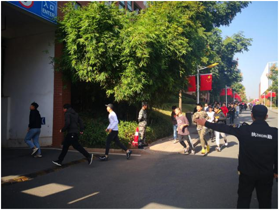 心博官方网站_XINBO(中国)开展防空防灾“人防”应急疏散演练